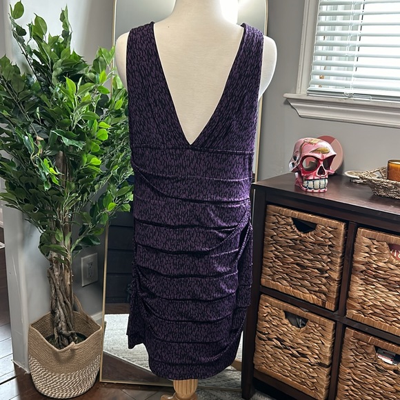 BCBGeneration Black & Purple Ruched Bodycon Dress - Picture 3 of 5